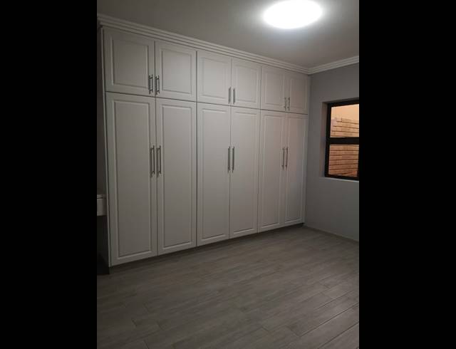 2 BEDROOM FLAT RENTED IN SYDENHAM